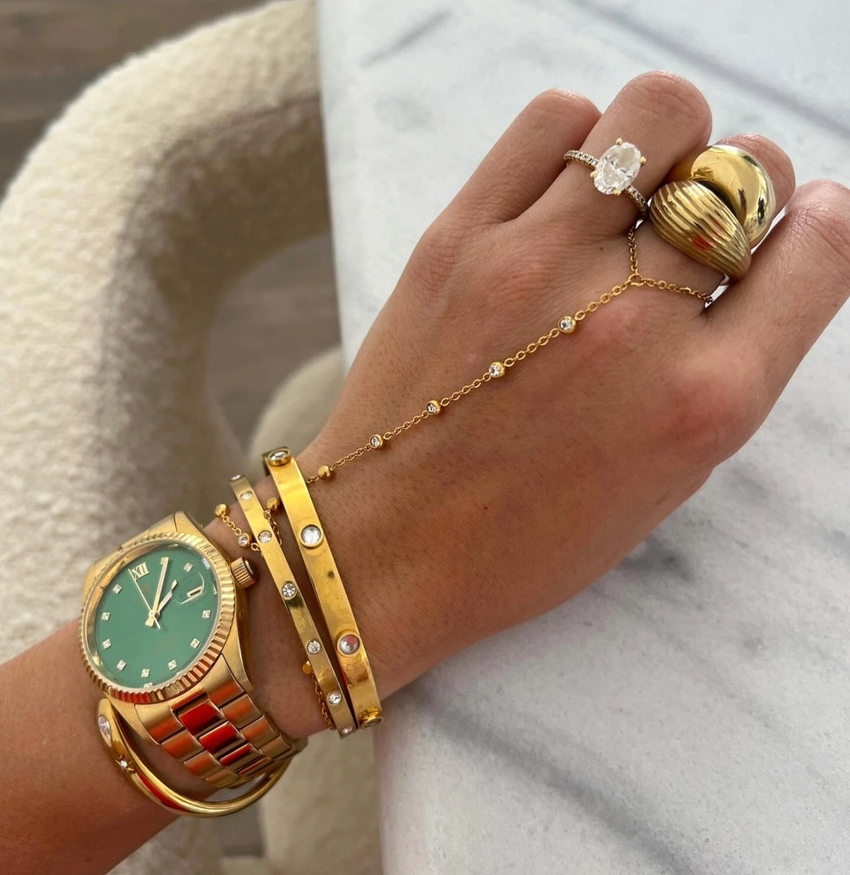 The Diamond Hand Chain