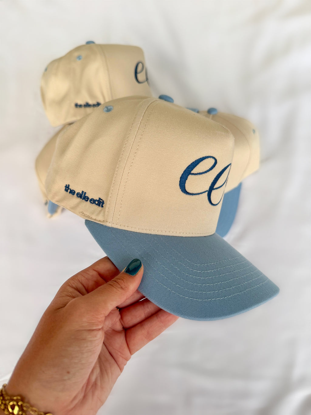 The EE Hat