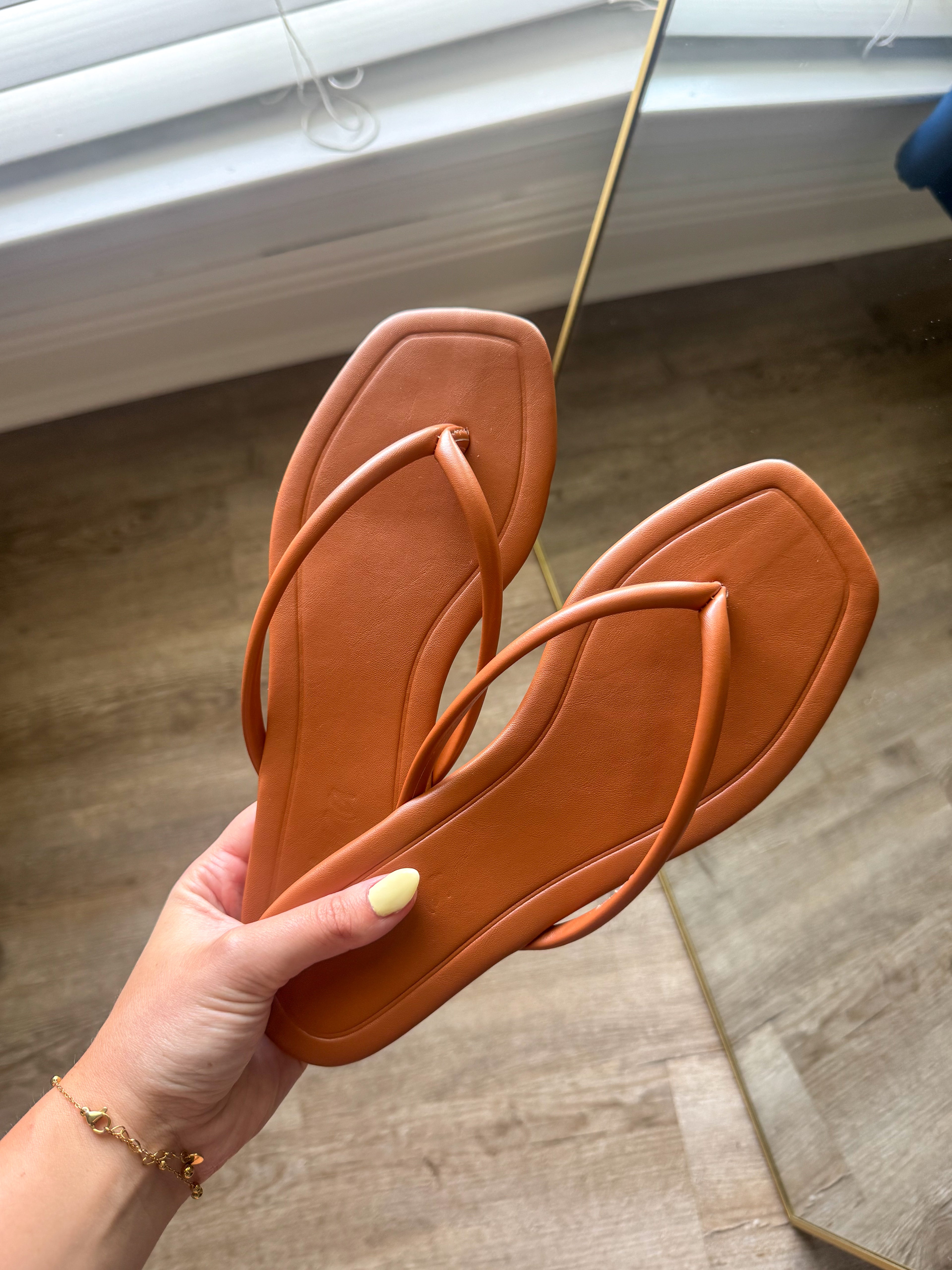 The Sandbar Sandals